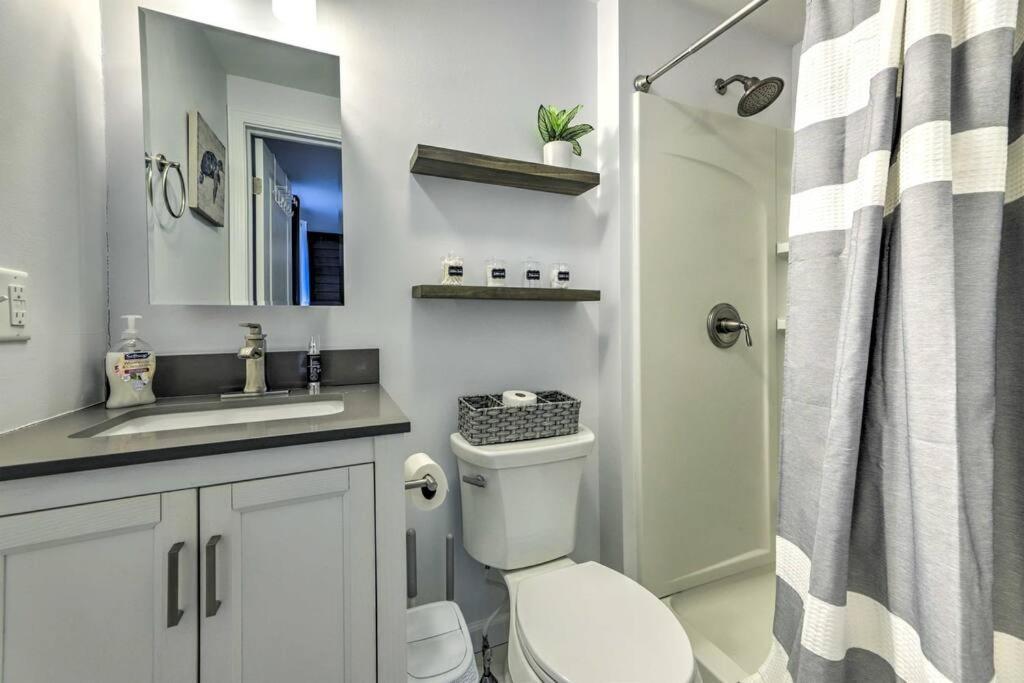 New! Updated Mystic Home W/ Sauna, Hot Tub & Deck Εξωτερικό φωτογραφία