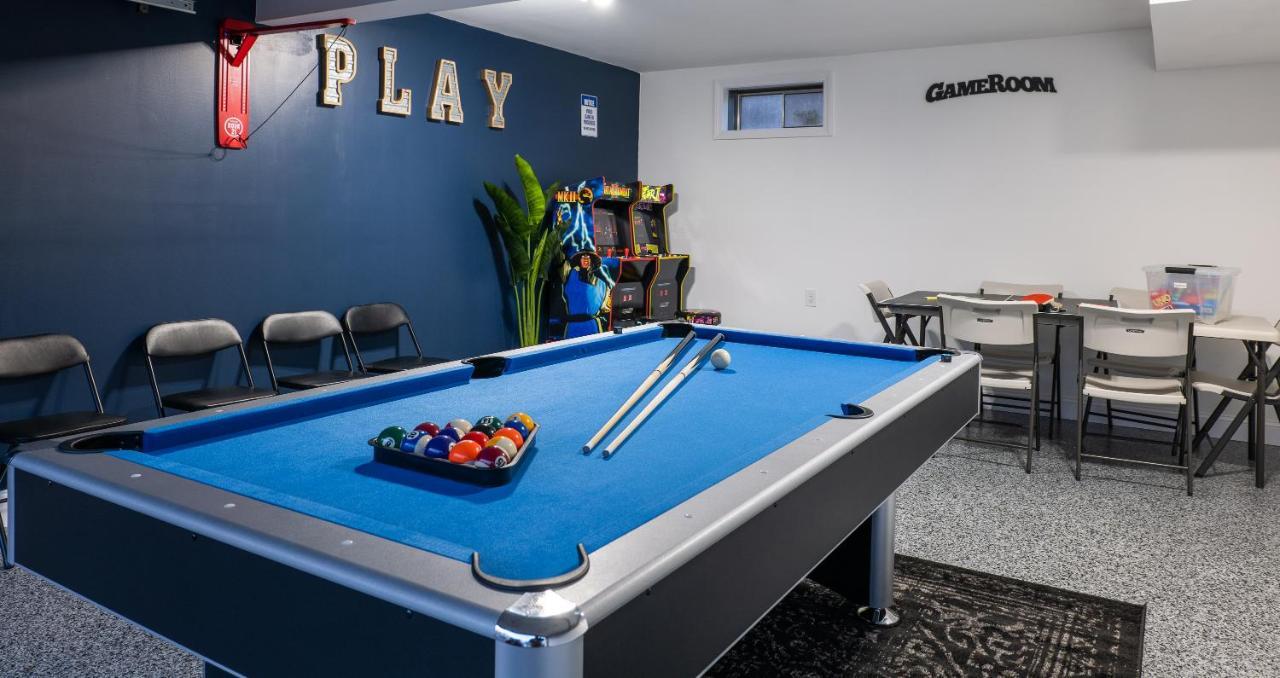 New! Updated Mystic Home W/ Sauna, Hot Tub & Deck Εξωτερικό φωτογραφία
